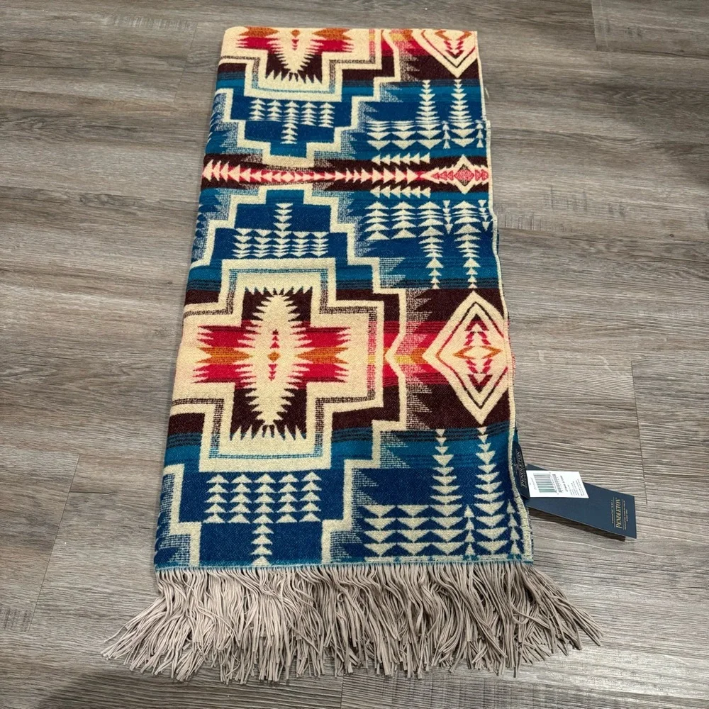 Pendleton Harding Star Fringed Royal Jacquard Throw Blanket